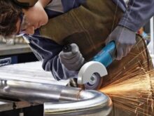 cách lắp lưỡi cắt gạch cầm tay