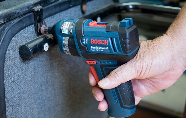 Máy vặn vít dùng pin Bosch