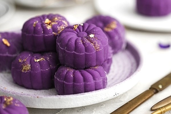 Bánh trung thu không đường khoai lang tím