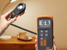 Cách sử dụng máy đo cường độ ánh sáng đơn giản, chính xác