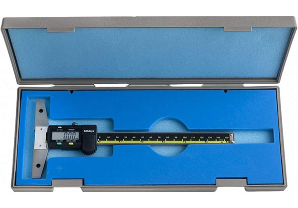 Thước đo độ sâu dùng để đo độ sâu của rãnh, bậc ren trong các chi tiết máy móc