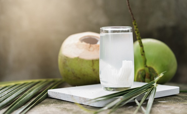 Nước dừa bổ sung nước hiệu quả