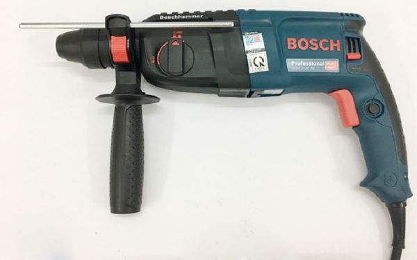 Máy khoan Bosch GBH 2-26 DRE nhỏ gọn, dễ sử dụng