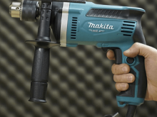 Đánh giá máy khoan Makita M8100KX2B có nên mua không?