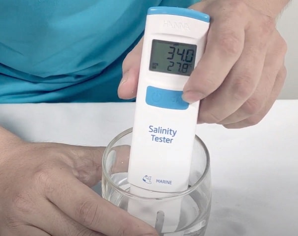 Bút đo độ mặn Hanna HI98319 đo chính xác