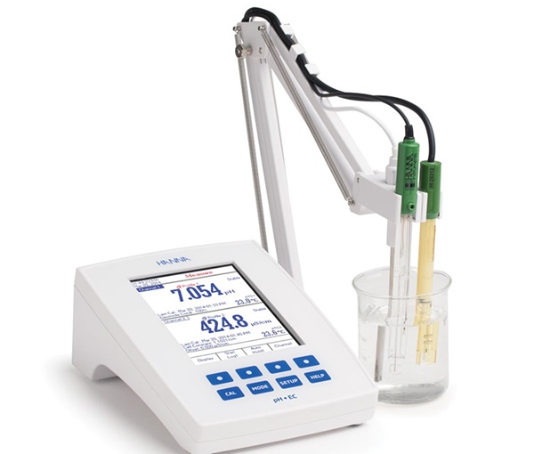 Máy đo pH/ORP/EC/TDS/Độ Mặn/Trở kháng Hanna HI5521-02