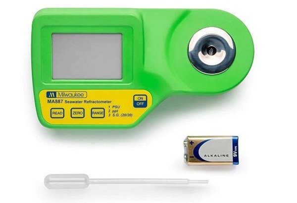Máy đo độ mặn điện tử Milwaukee MA887