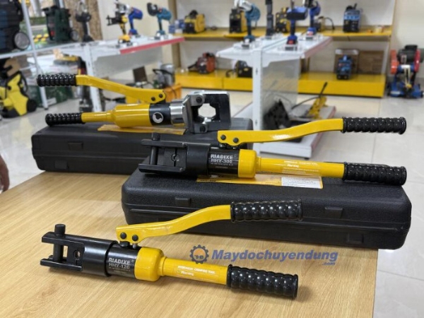 ‏Dòng sản phẩm kìm bấm cos thủy lực bằng tay‏.(Ảnh: maydochuyendung.com).