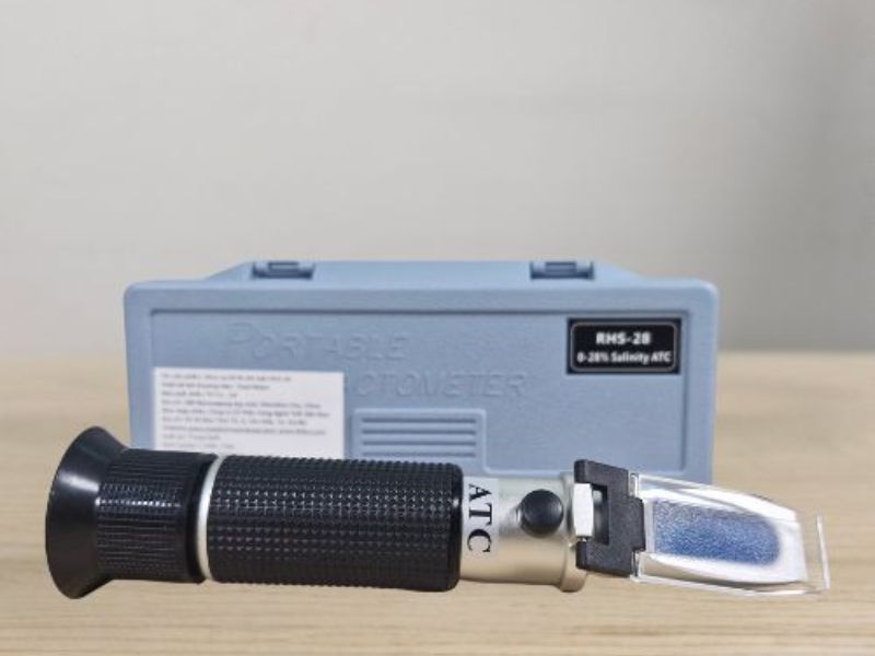 RHS-28 hỗ trợ đo độ mặn trong phạm vi 0–28 g/100 g với độ chính xác cao